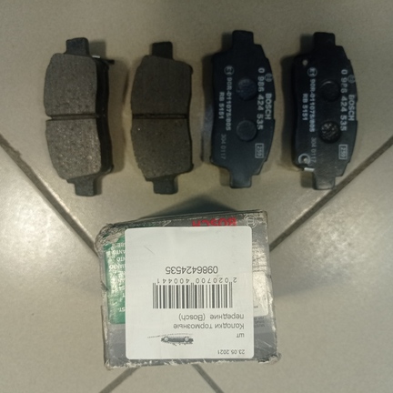 Колодки тормозные передние  (Bosch)